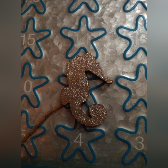 "Fancy That Seahorse" Nautical Christmas Countdown - Magnetic - NIB - Picture 6 of 6